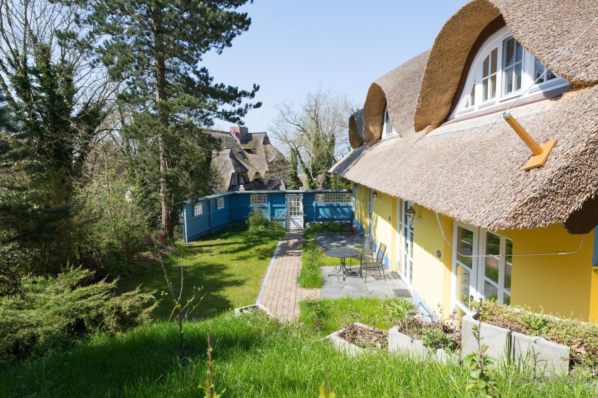 Gaestehaus Bergfalke Ahrenshoop Exterior photo